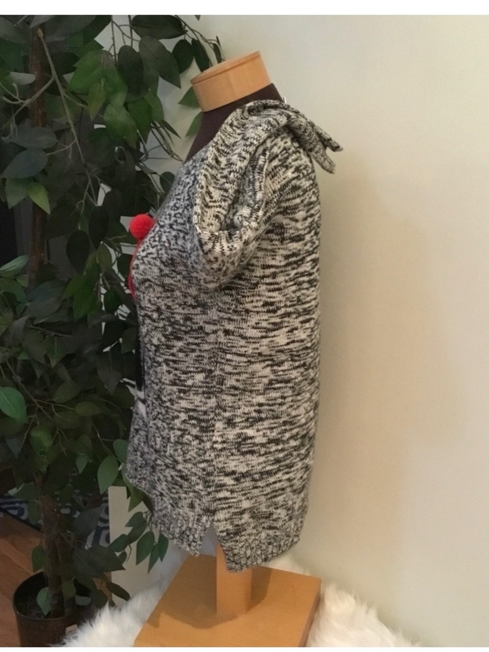 Reference Point Penguin Sweater - Size Small - Picture 9 of 16